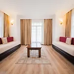 Hotel Greenland