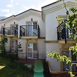 Artemisia Royal Park Club Hotel