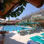Perdikia Beach