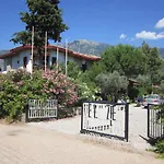 Elze Hotel