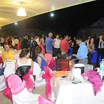 Carmina Hotel