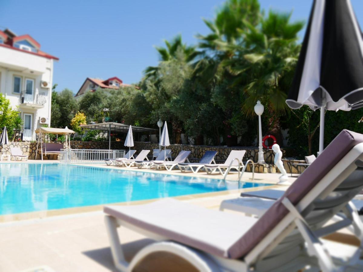 Nefis Hotel