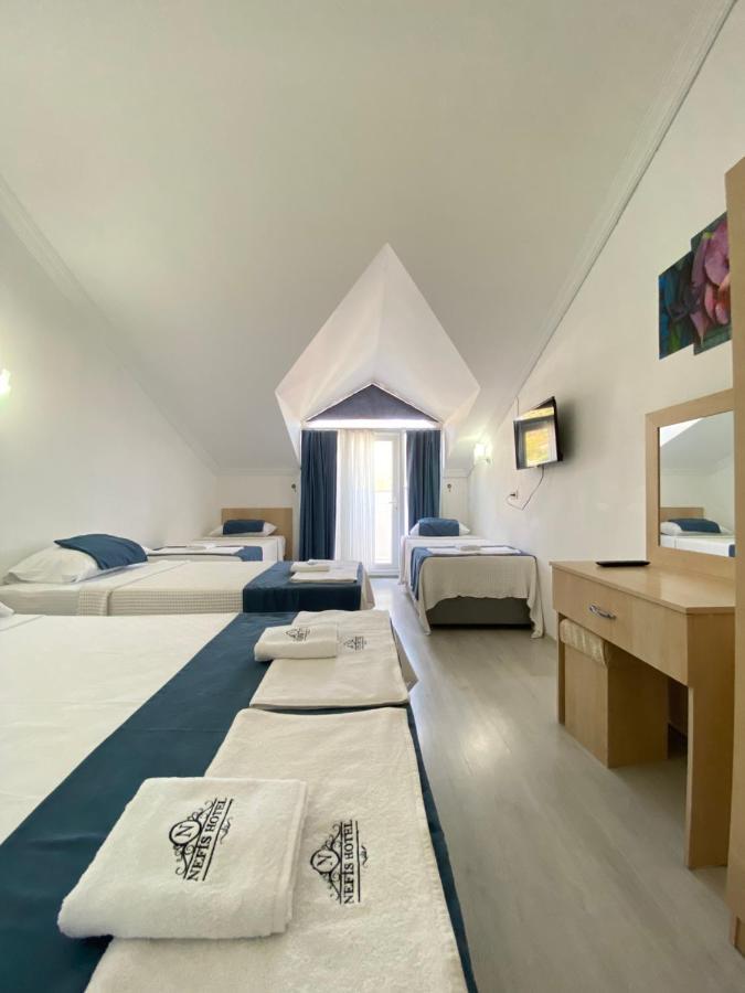 Hotel Nefis 3*