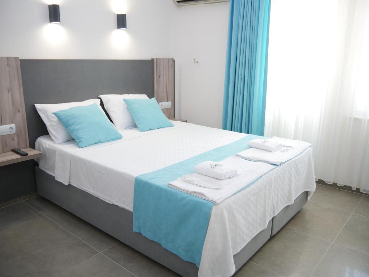 Nefis Hotel