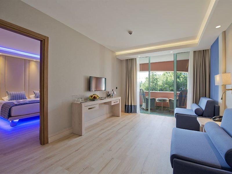 Liberty Lykia Adults Only 5*