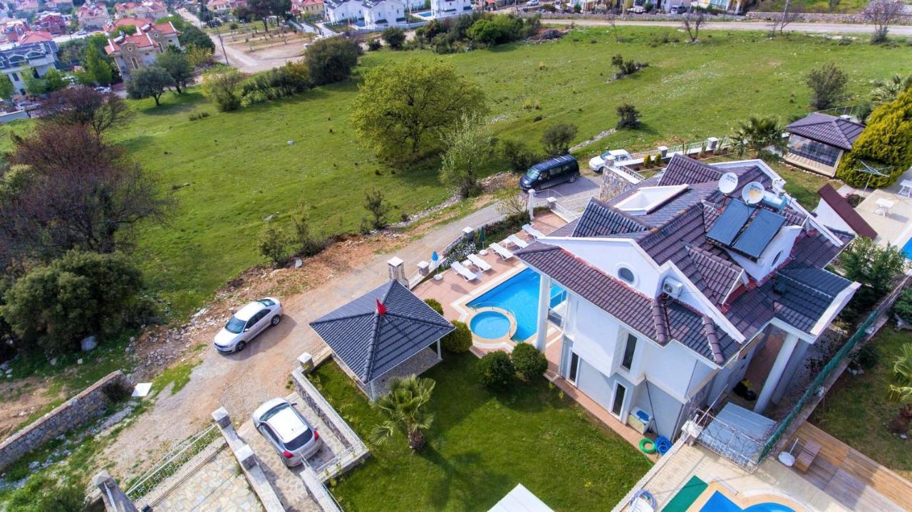 Villa Solo - Adel Villa, 4 Bedroom Private At *