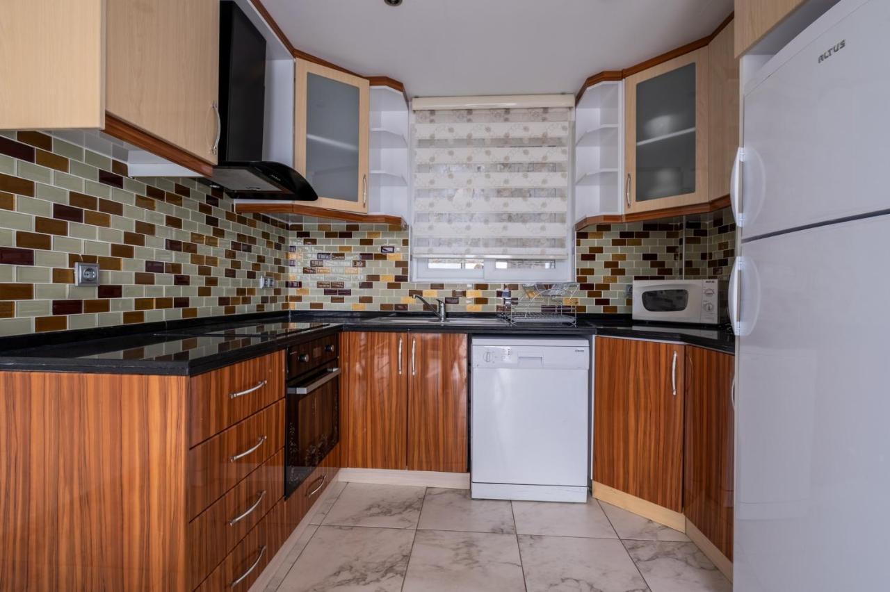 Solo - Adel Villa, 4 Bedroom Private At