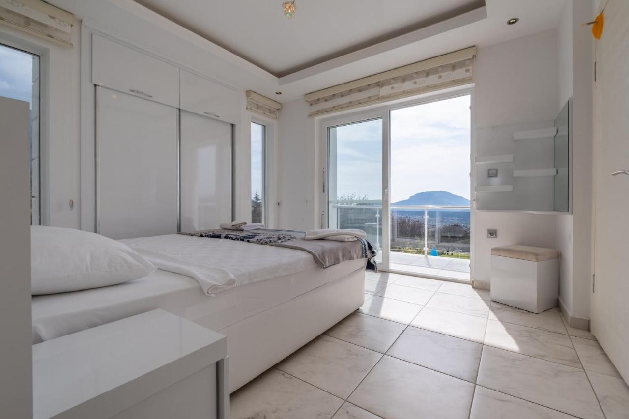 Solo - Adel Villa, 4 Bedroom Private At