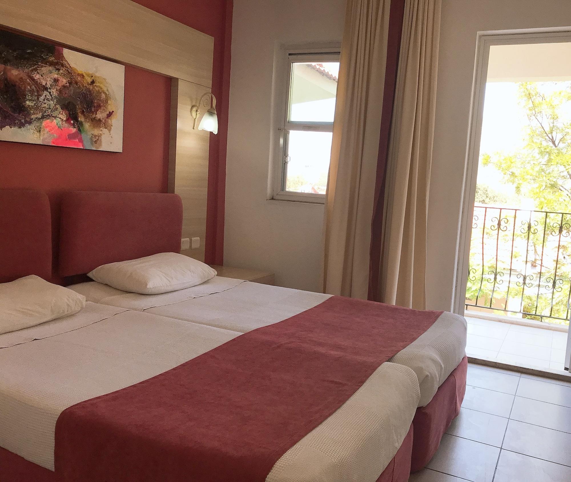 Hotel Ant 3*