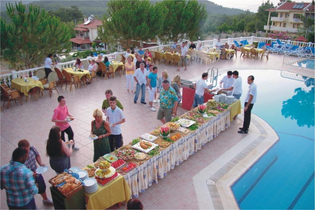 Leytur Otel 3*