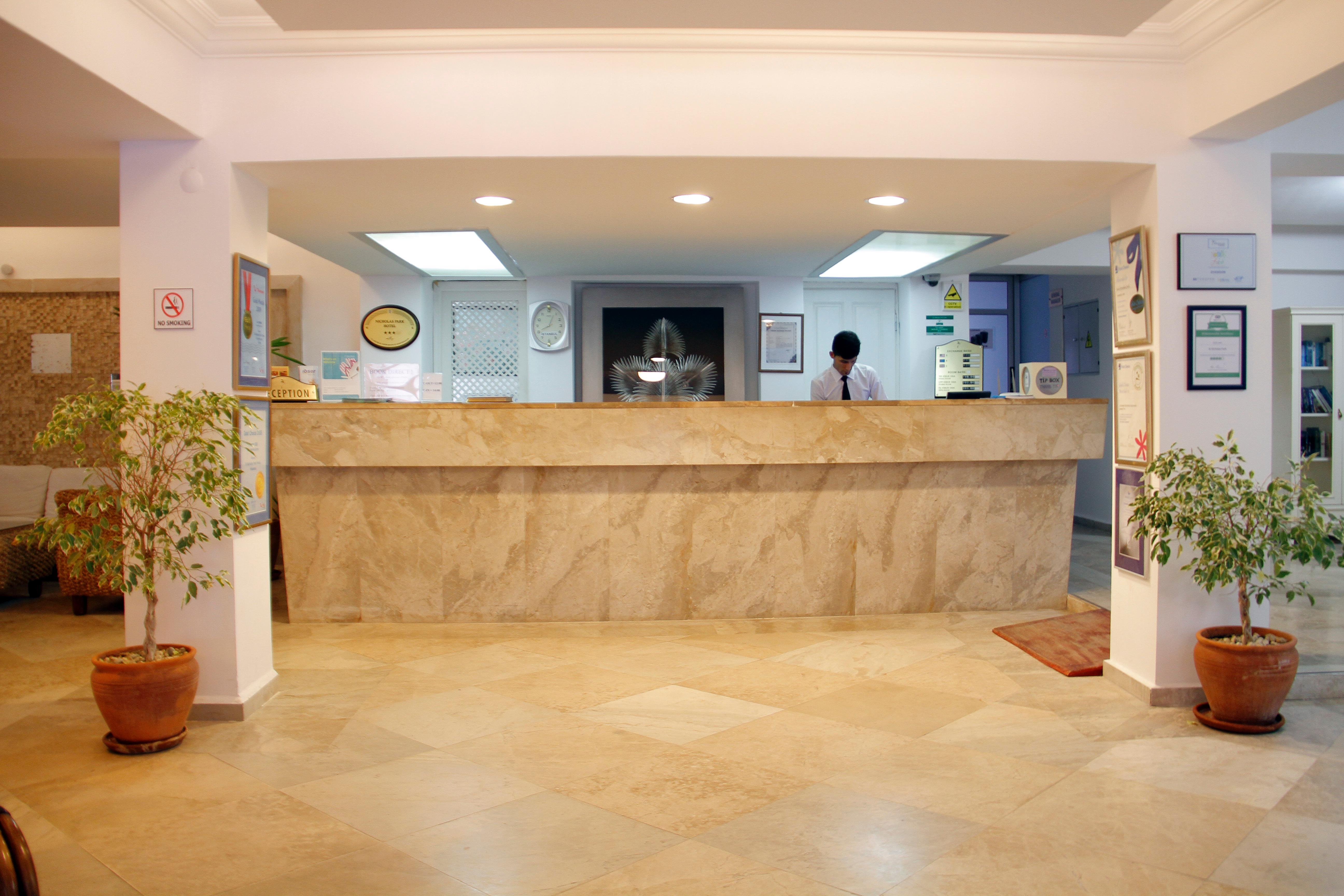 Nicholas Park Hotel 4*