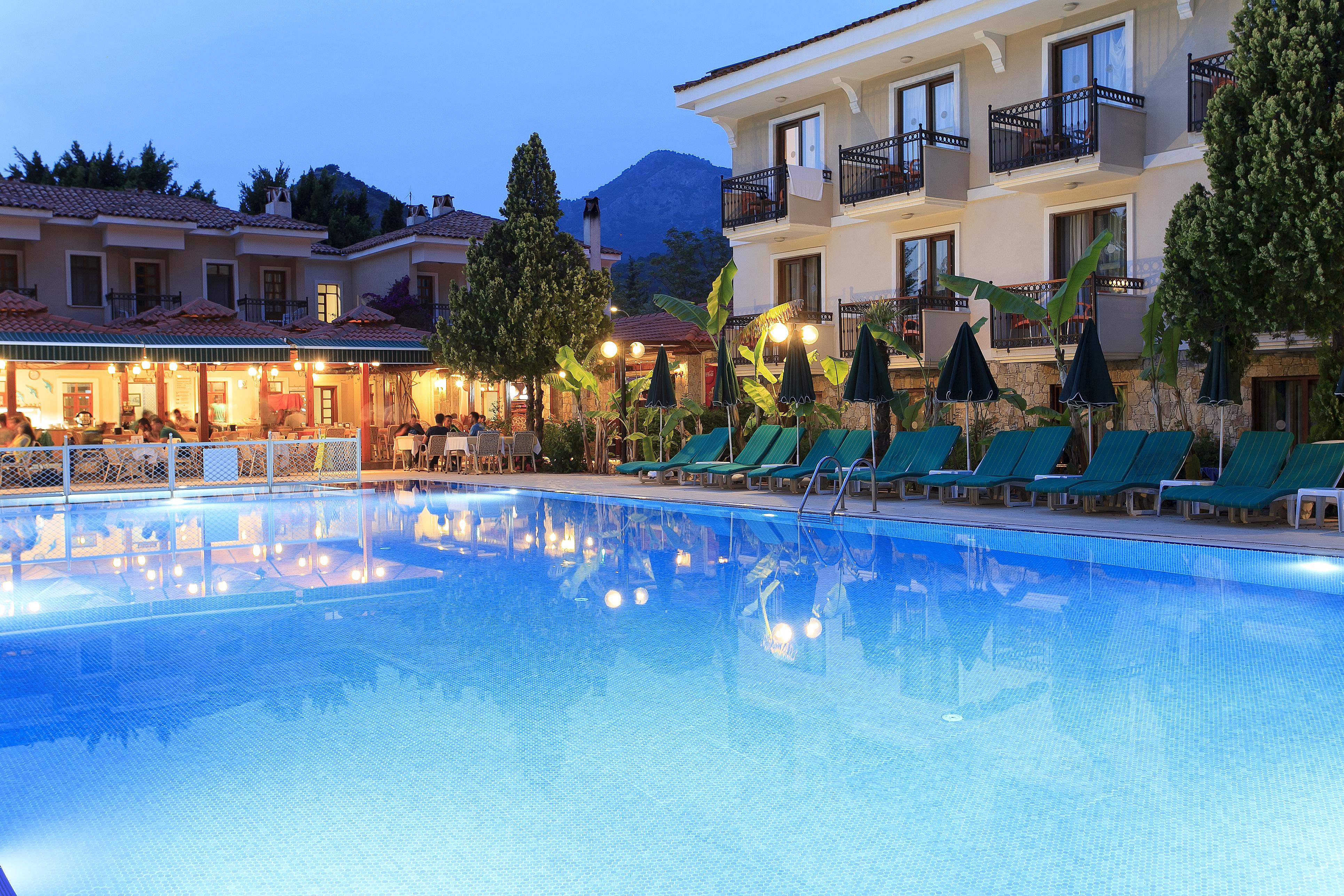 Perdikia 3*
