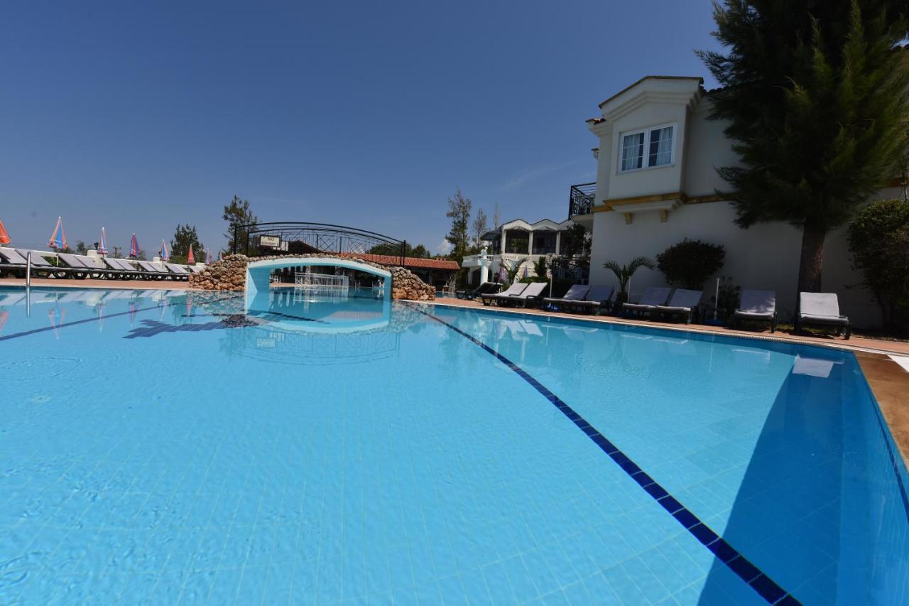 Hotel Artemisia Royal Park Club