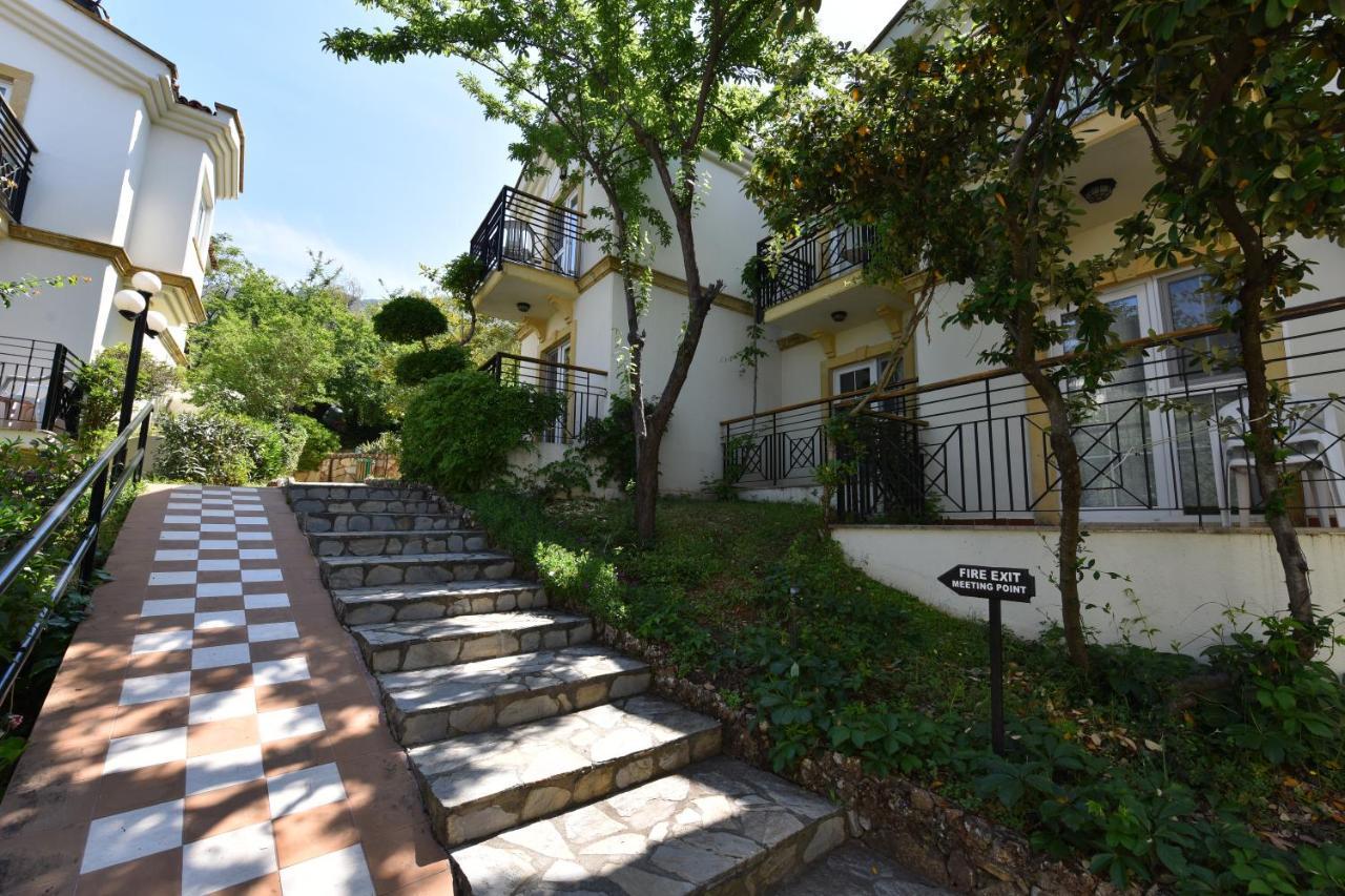 Artemisia Royal Park Club Hotel