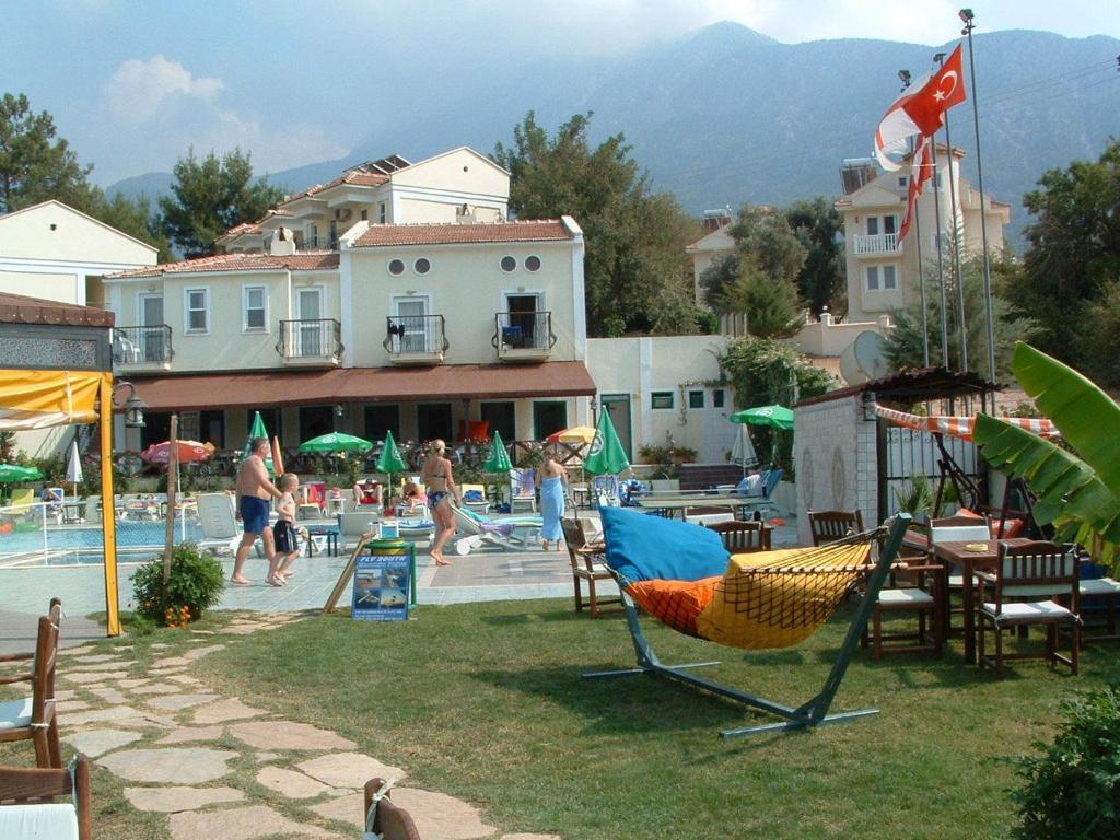 Ant Oludeniz
