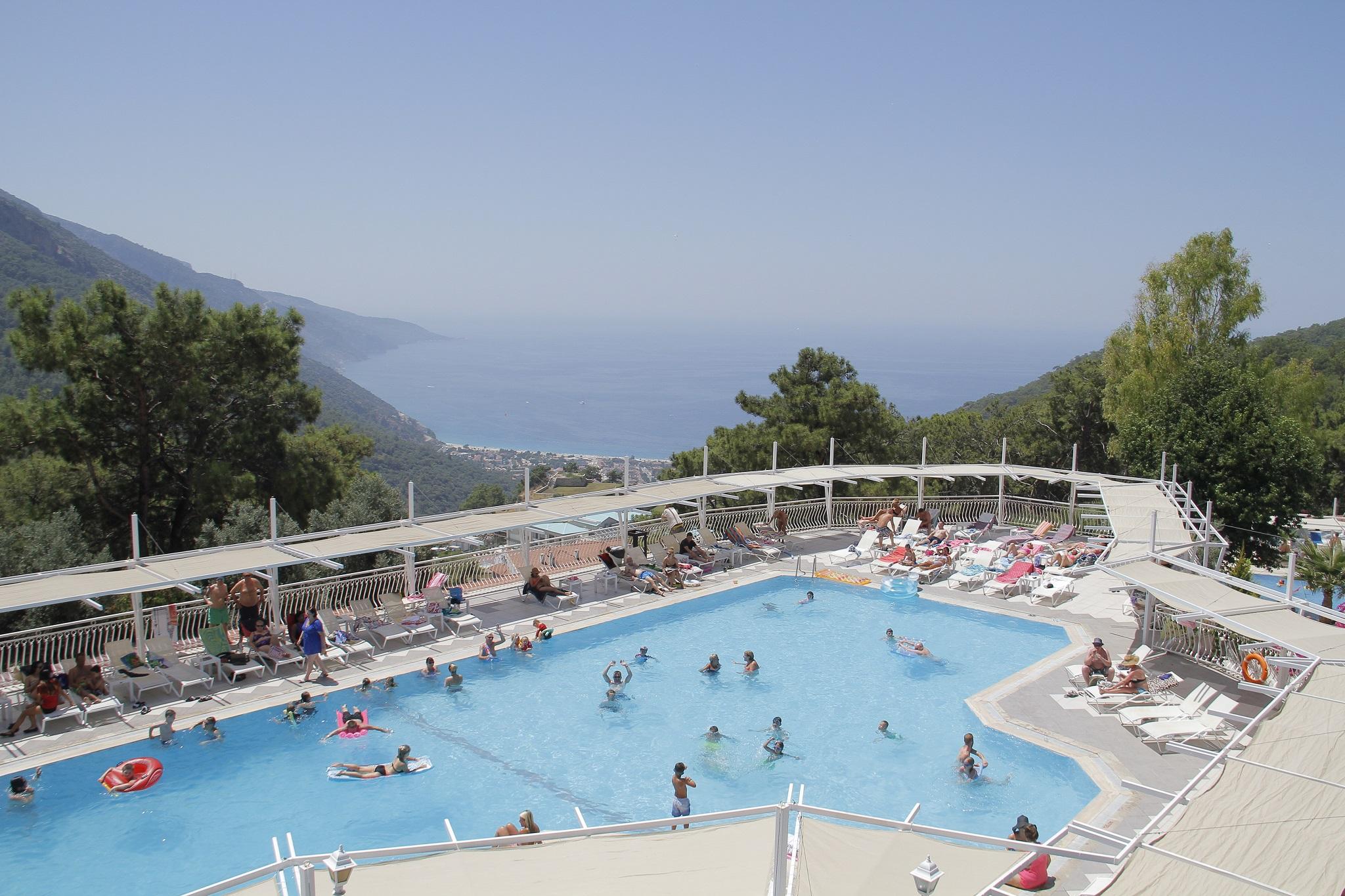 Nicholas Park Hotel 4*