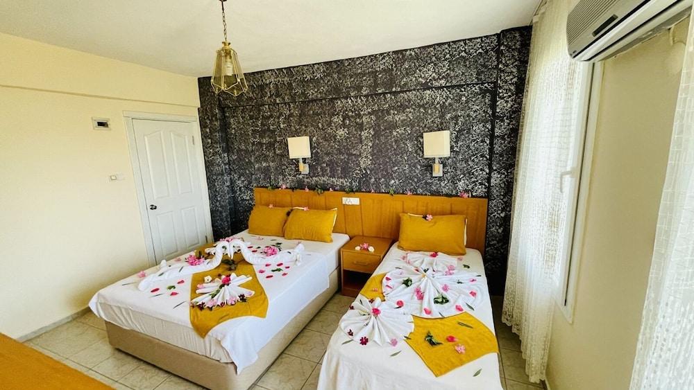 Doga Hotel 3*