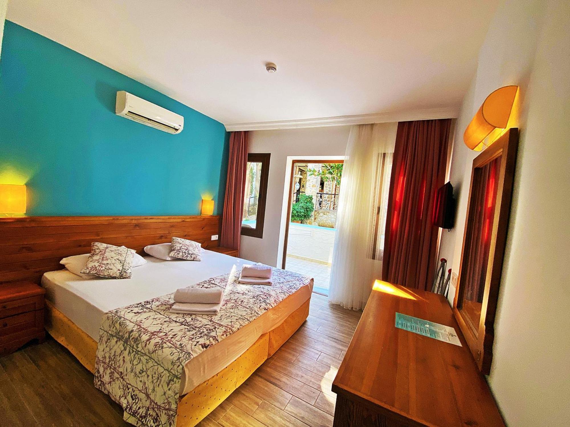 Hotel Zehra Tatil Koeyue 4*