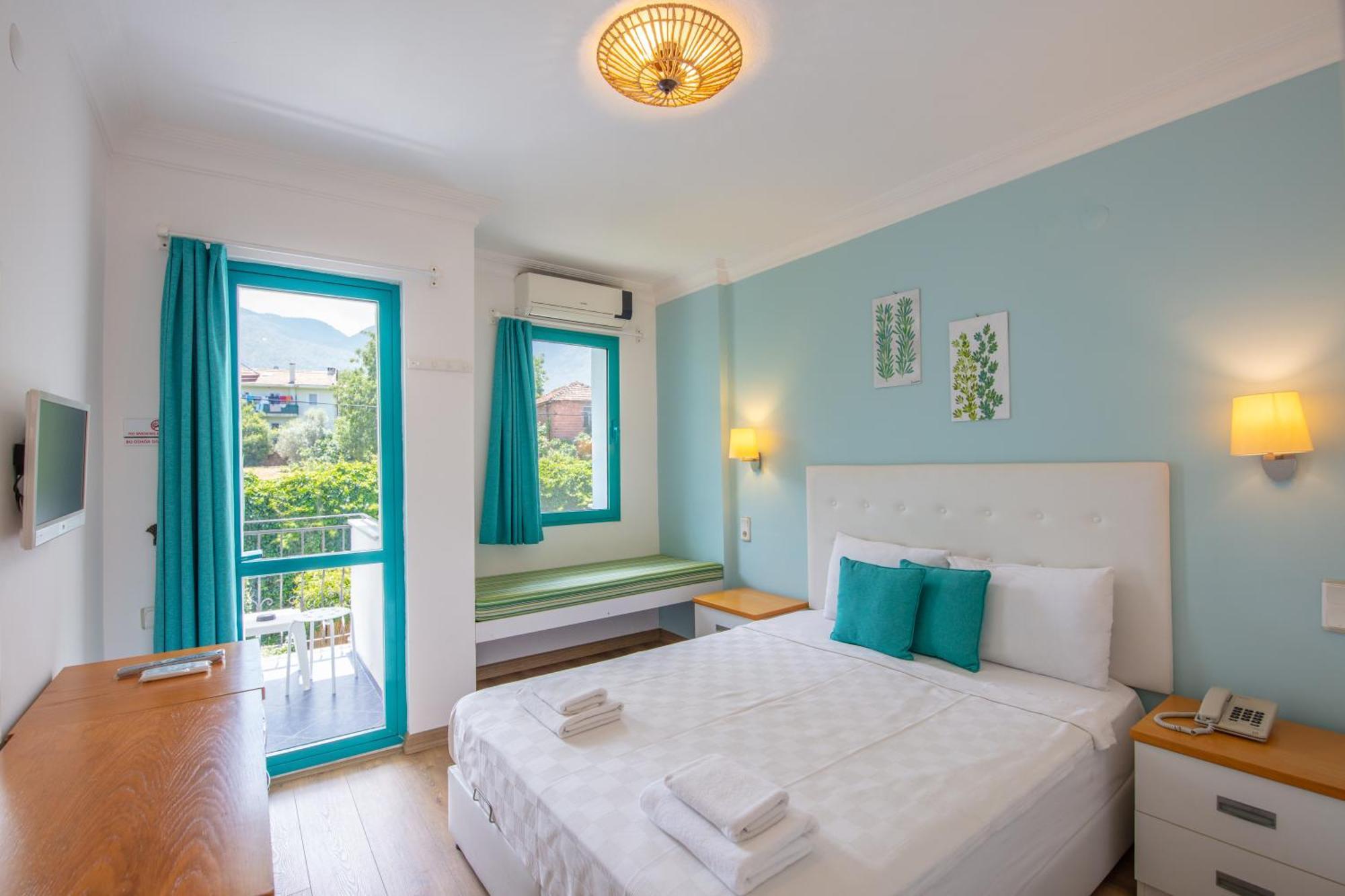 Hotel Monta & 3*