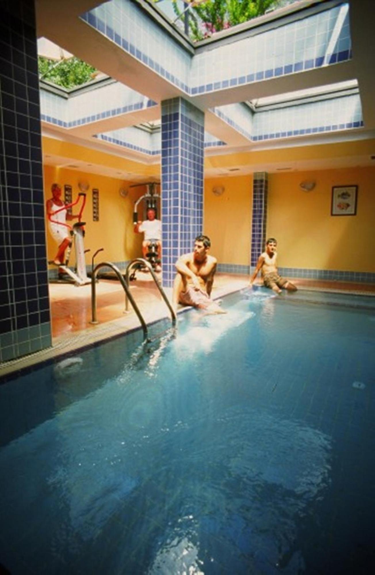Otel Perdikia