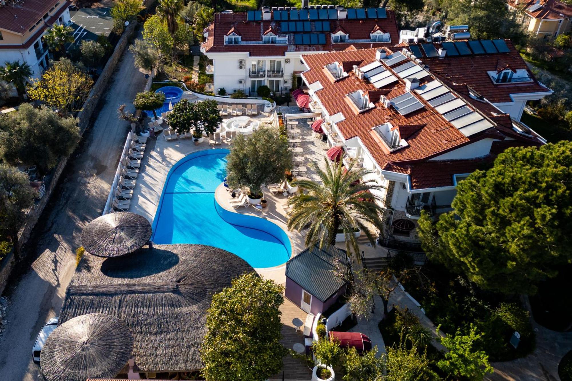 Hotel Pinehill Hotel&suites 3*