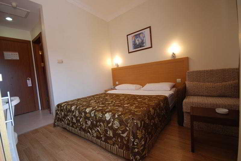 Perdikia 3* Ölüdeniz