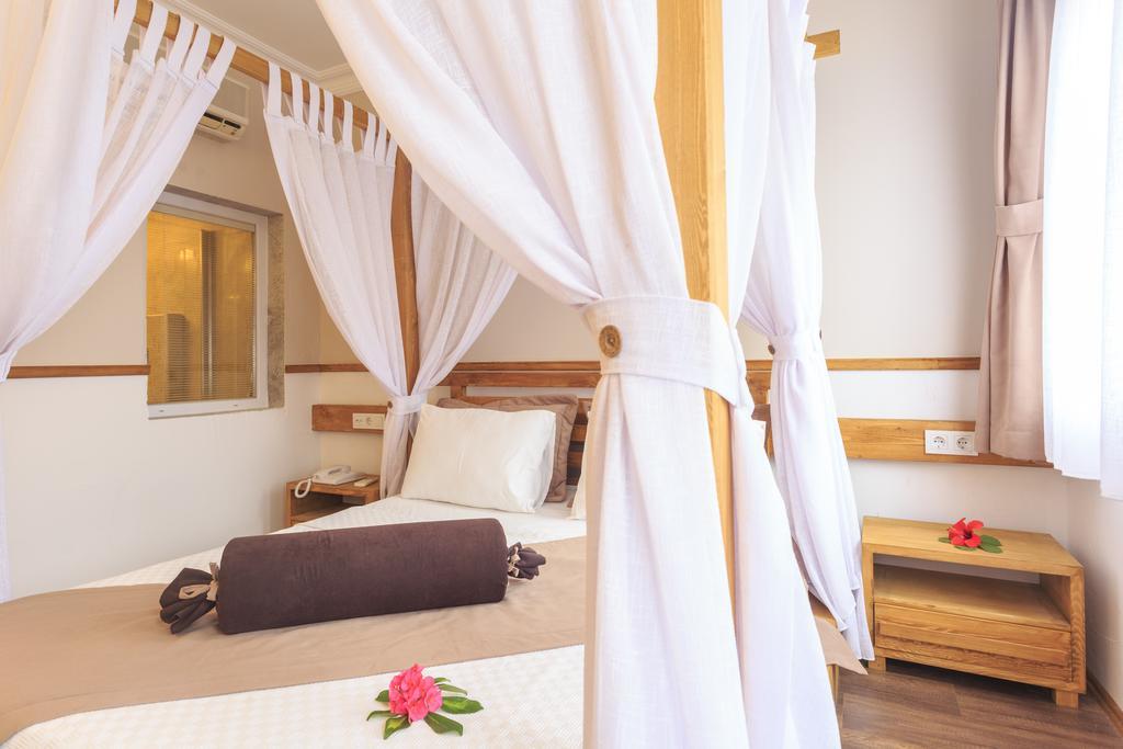 Akdeniz Hotel 3*