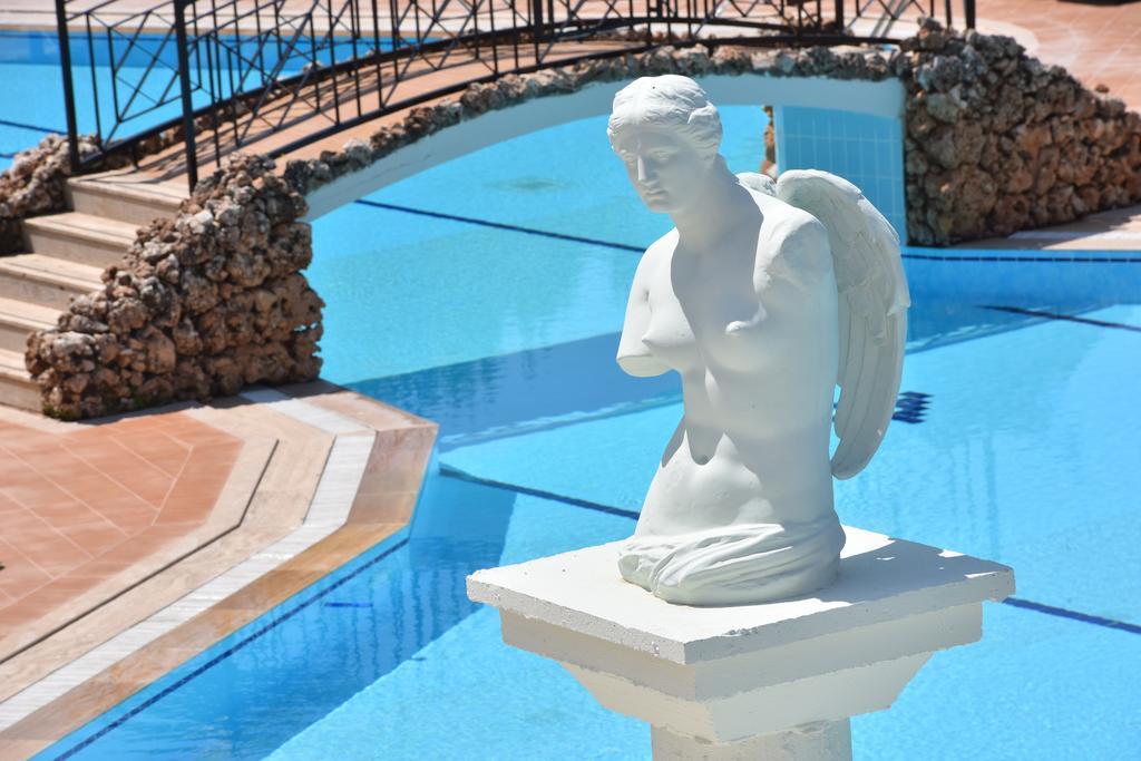 Artemisia Royal Park Club 3* Oludeniz