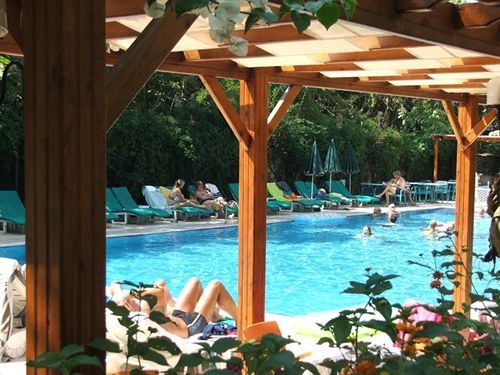 Otel Perdikia 3*