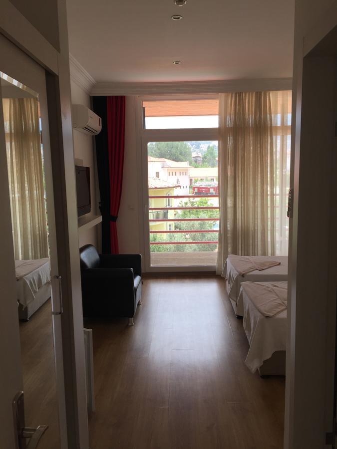 Lycian Hotel *