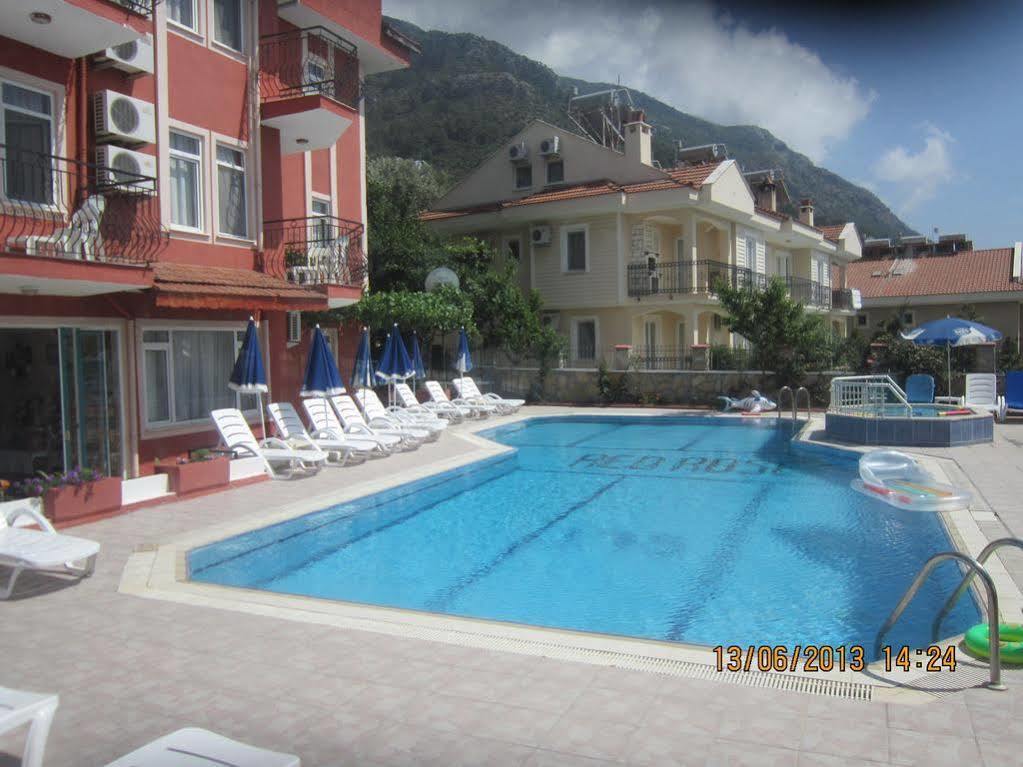 Red Rose Otel 3*