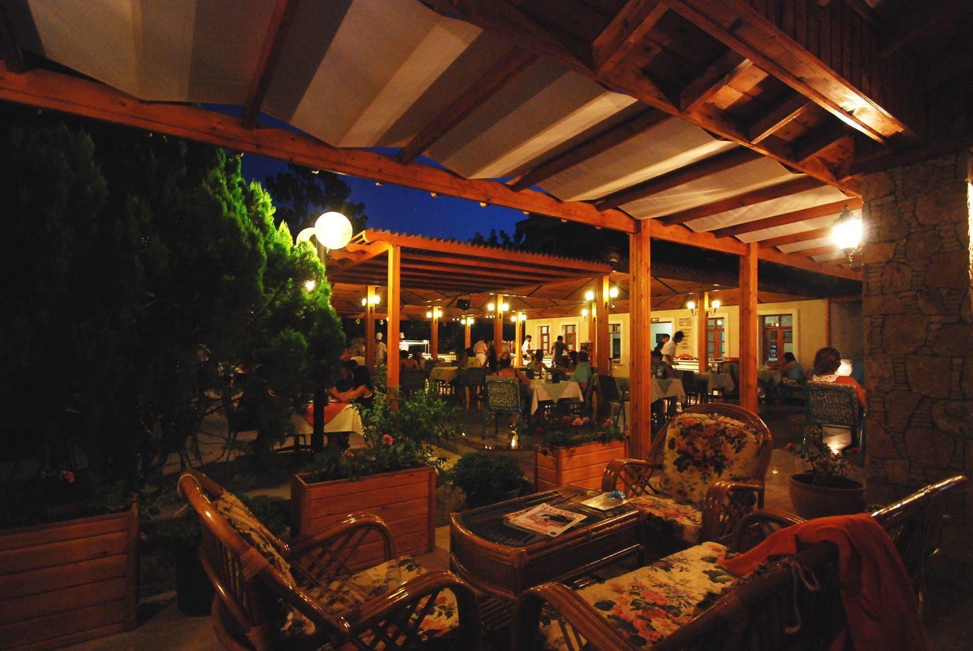 Perdikia Otel 3*