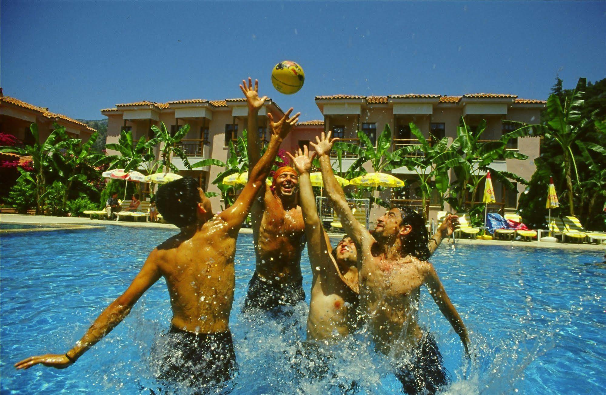Perdikia Otel