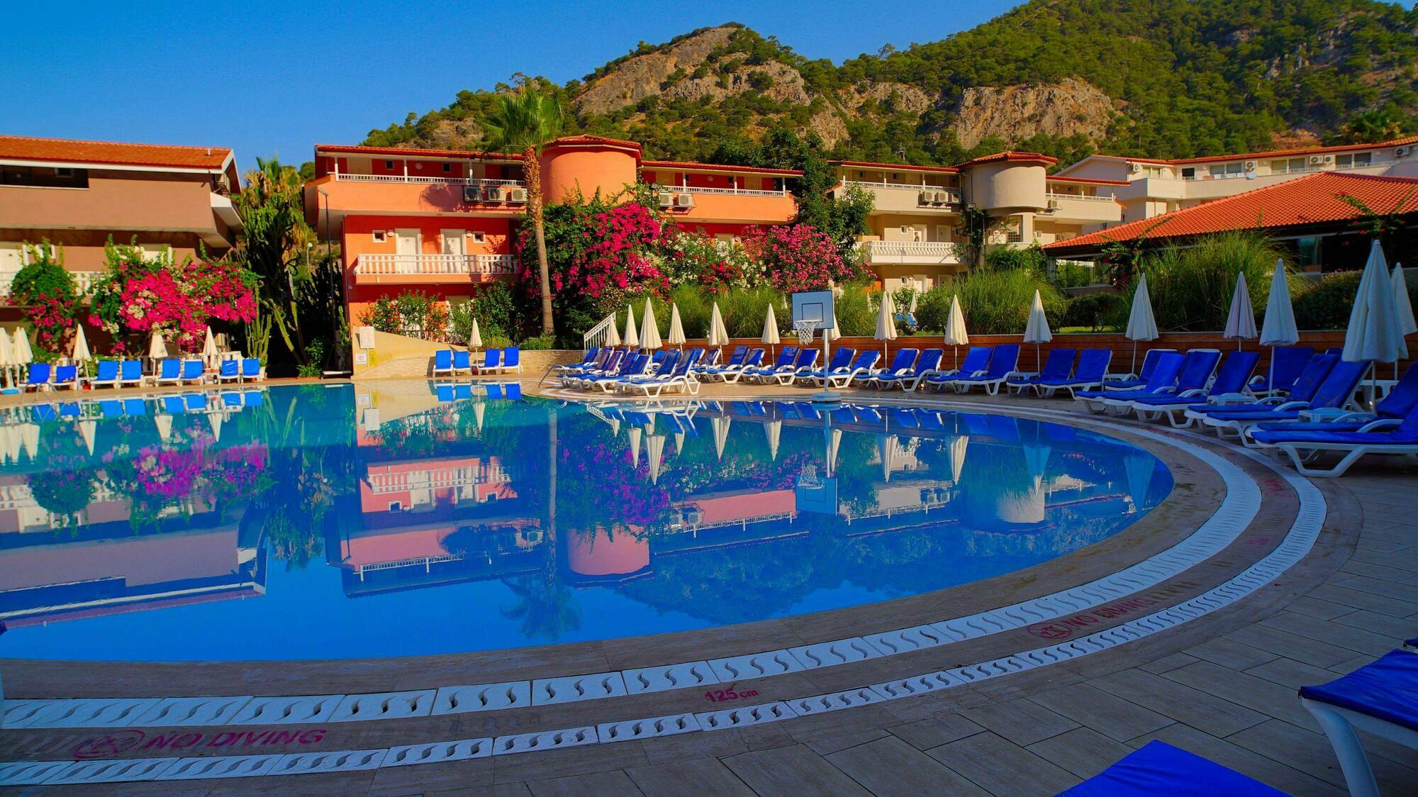 Turquoise Hotel