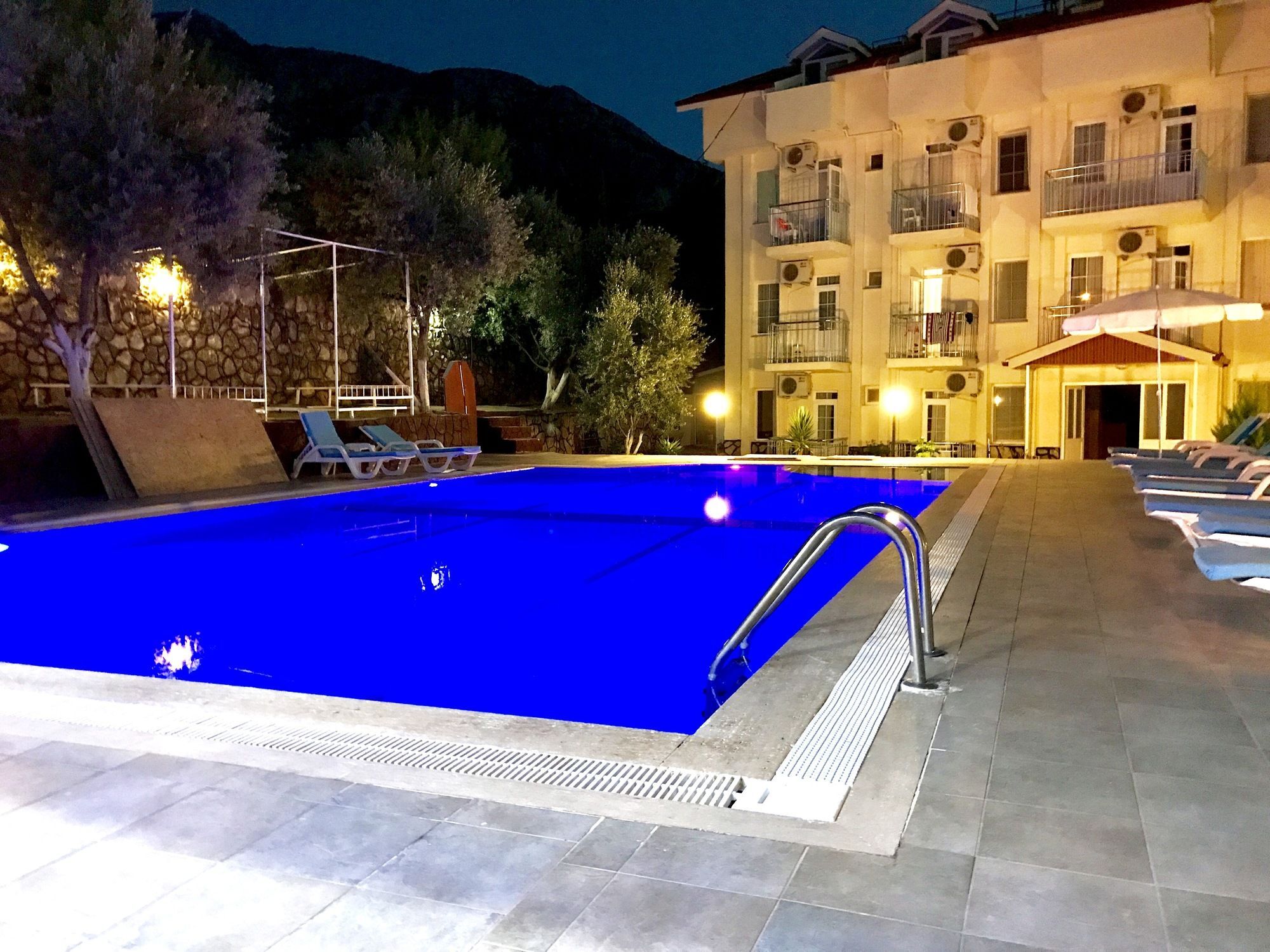 Doga Hotel 3*