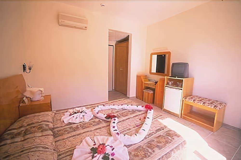Carmina 3* Ölüdeniz