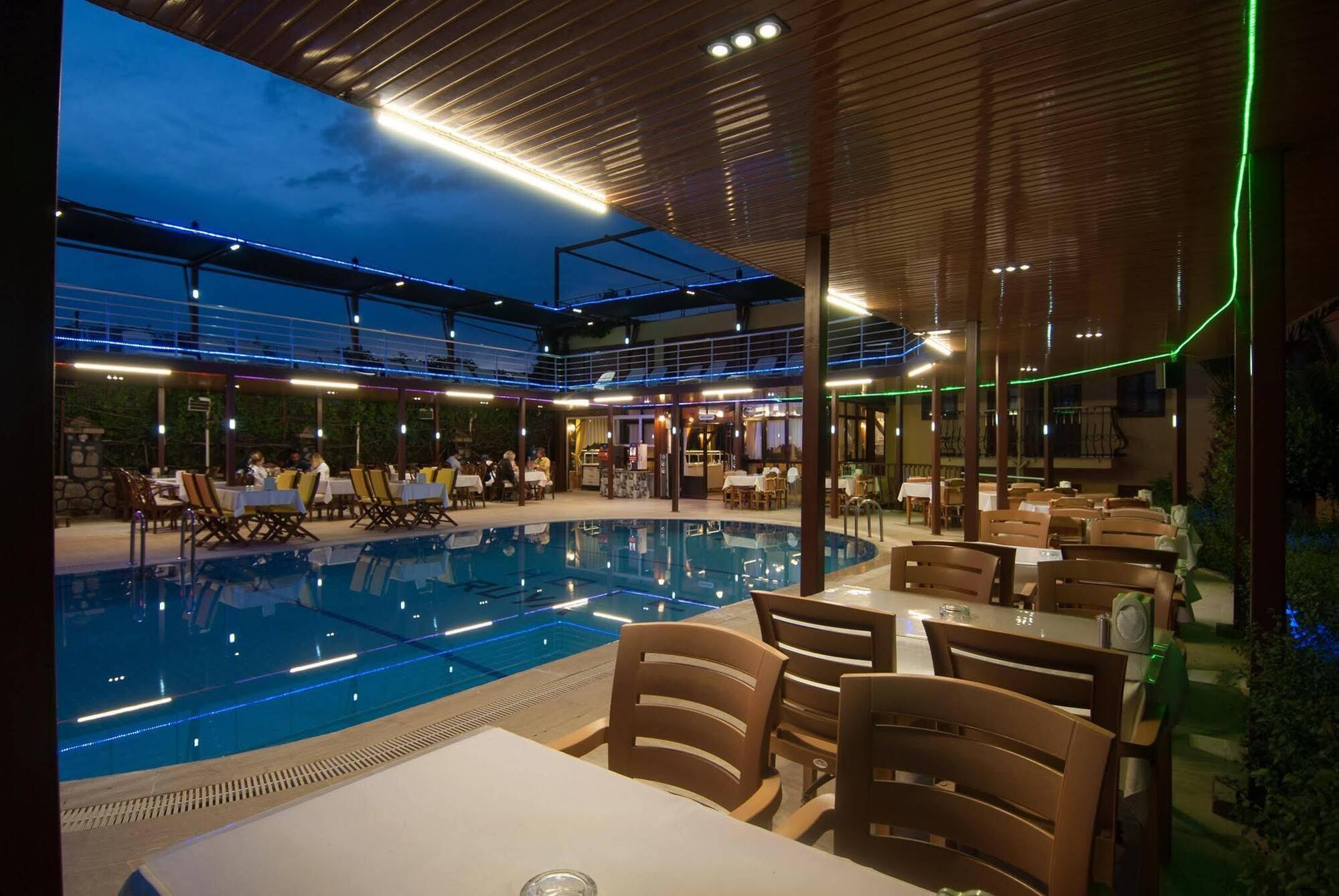 Hotel Ruya 3*