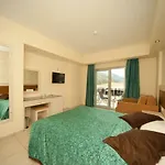 Montebello Deluxe Hotel