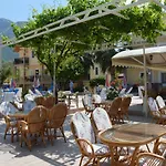 Yalcin Hotel & Villas