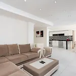 Golden Heights 5