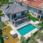 Villa Mango 4 bedroom Holiday Villa for Rent in Oludeniz