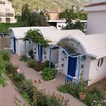 Sunmed Lodge
