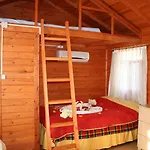 Happy Nur Hotel