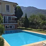 Dolphin Villa Ovacik