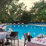 Montana Pine Resort