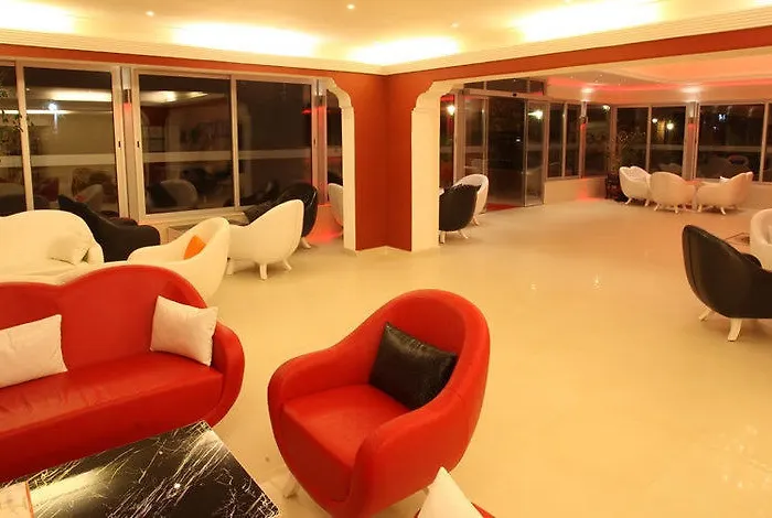 Destina Hotel