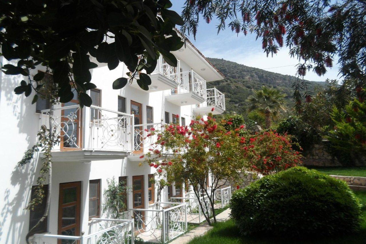 White Otel