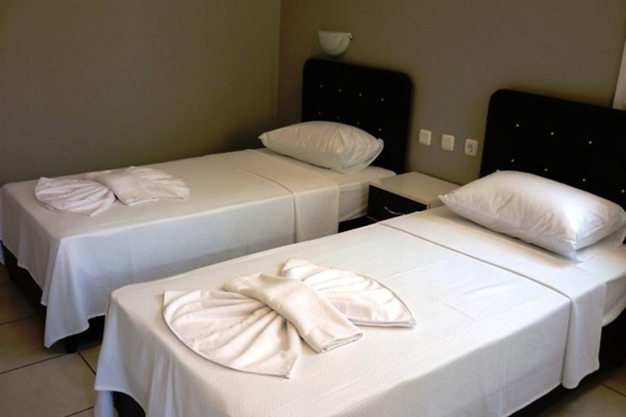 Hotel The Valley 2*
