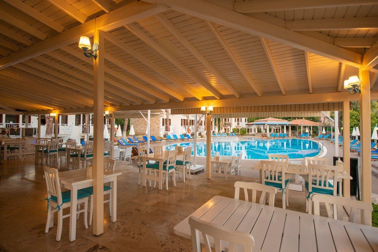 White Otel 3*