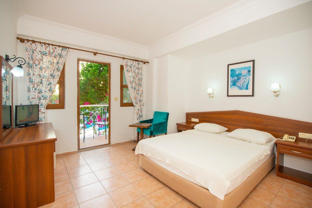 Otel White 3*